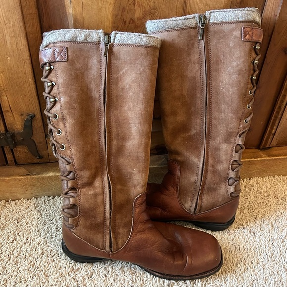 UGG Smithfield Riding Boots Women’s 8 Brown Leather and Suede Knee-High Boots - Picture 5 of 16